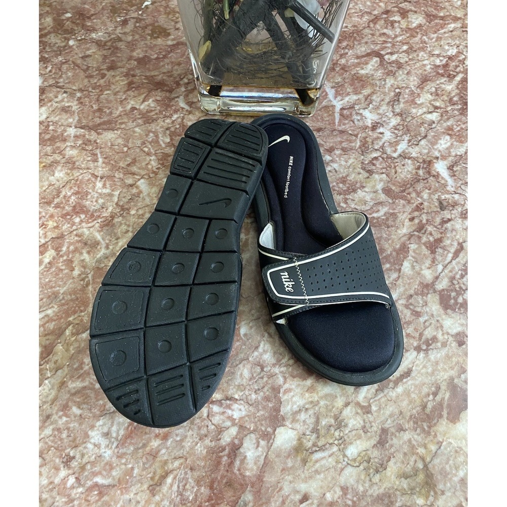 Nike Comfort Women's Footbed Black Flip Flop Sandals 360883-011 Size 8 EUC! $80 - Picture 8 of 8